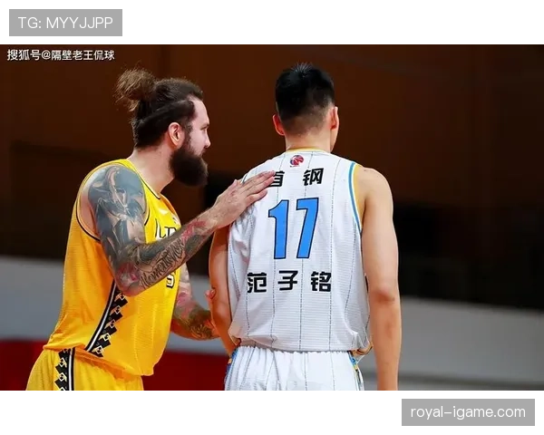 抢篮板犯规判定标准：如何区分合法卡位与阻挡犯规？