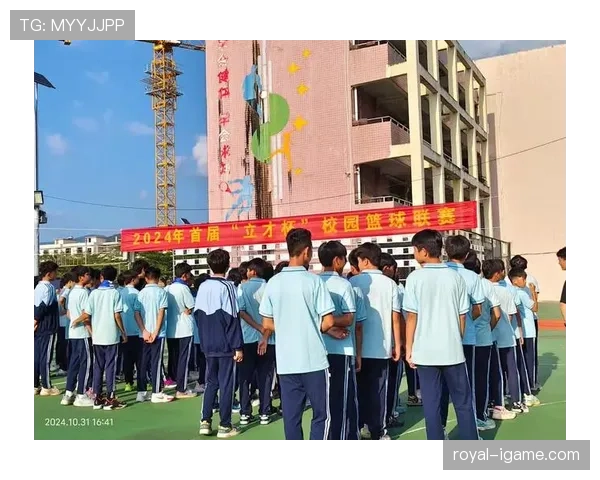 深入解析篮球比赛中的发球规则及适用情况